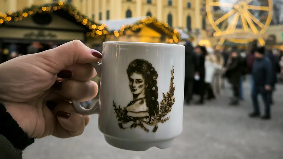 Wiedeń - Jarmark przed pałacem Schönbrunn.