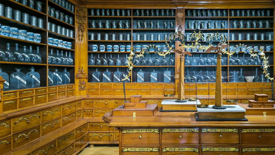 Brno i zamek Spilberk - Stara zabytkowa apteka.