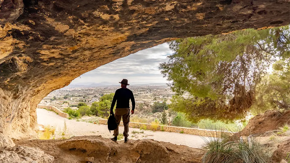 Cueva Negra - Czarna Jaskinia w mieście Fortuna.  Piotr Kiżewski.