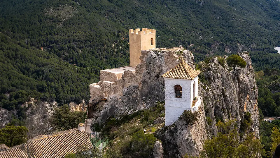 Guadalest w Hiszpanii niezwykła miejscowość na Costa Blanca