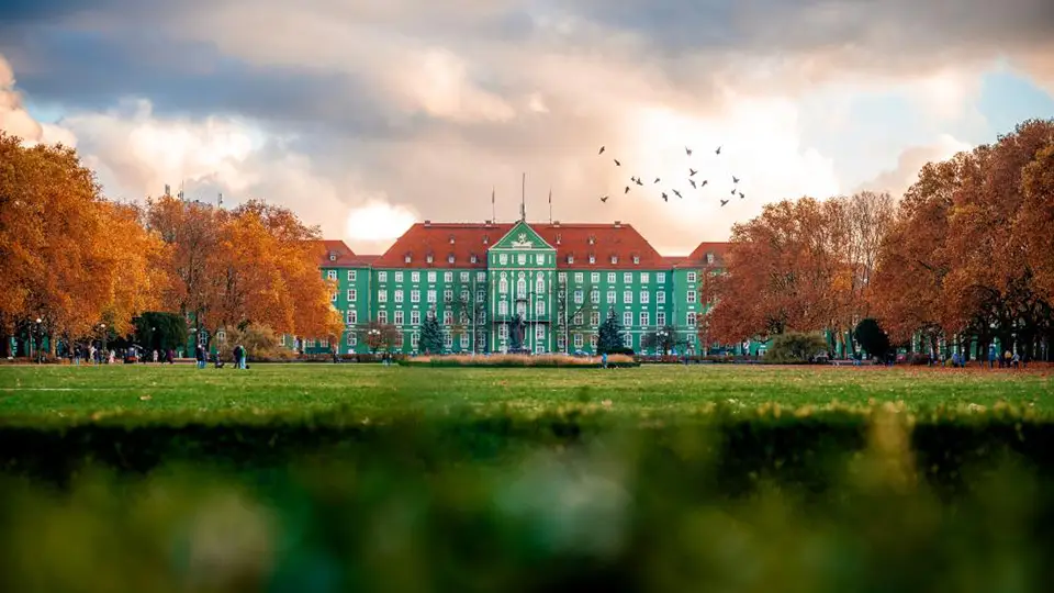 Park Kasprowicza i Jasne Błonie w Szczecinie.